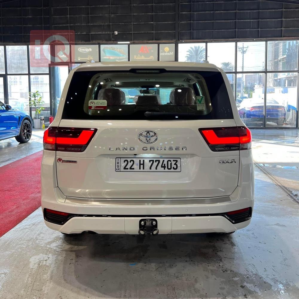 Toyota Land Cruiser